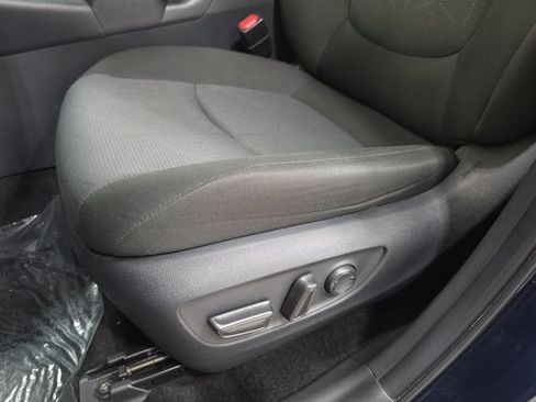 Certified 2025 Toyota RAV4 XLE AWD/4WD image 26