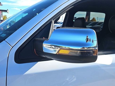 Used 2025 RAM 1500 Laramie image 25