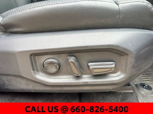 Used 2022 Toyota Tundra Limited AWD/4WD image 7
