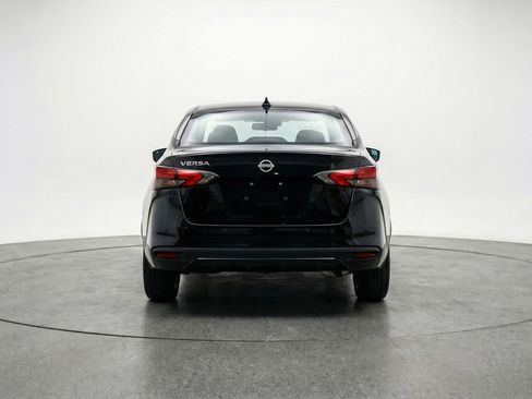 Used 2025 Nissan Versa SV image 7