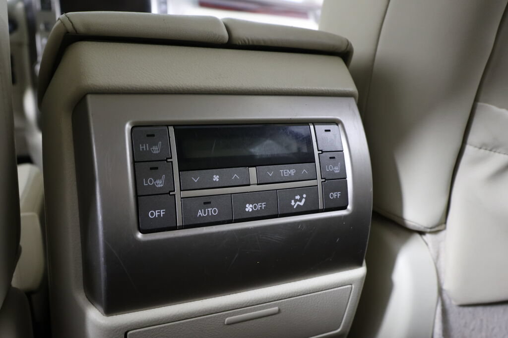 Used 2010 Lexus GX 460 Premium AWD/4WD image 15
