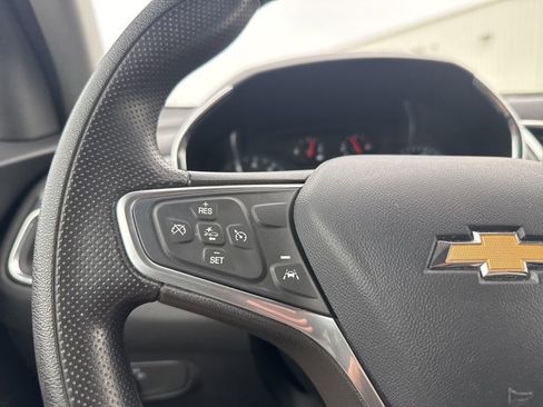 Used 2023 Chevrolet Equinox LS image 15