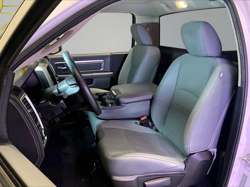 Used 2020 RAM 1500 Classic SLT AWD/4WD image 21
