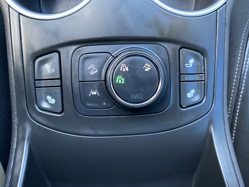 Certified 2022 GMC Terrain SLT w/ LPO, Floor Liner Package image 26