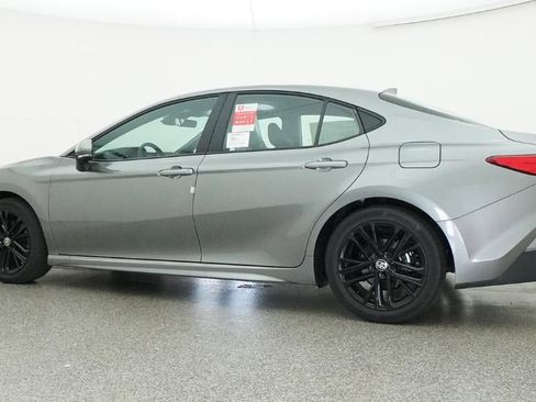 New 2026 Toyota Camry SE FWD image 20