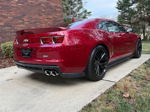 Used 2012 Chevrolet Camaro ZL1 image 30