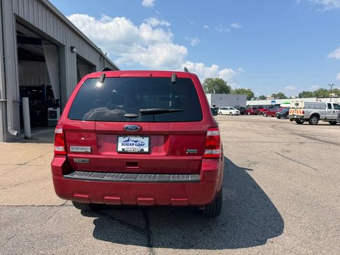 Used 2012 Ford Escape XLT AWD/4WD image 5