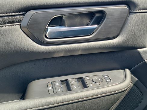 Certified 2026 Nissan Armada SV RWD image 27