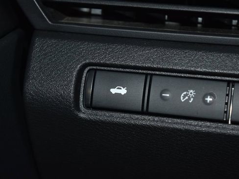 Used 2023 Nissan Altima 2.5 SR image 17