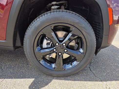 New 2026 Jeep Grand Cherokee L Limited w/ Limited Altitude Package RWD image 38