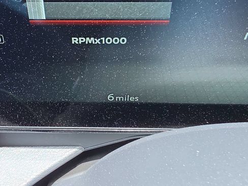 New 2026 Nissan Kicks SR w/ SR Premium Package FWD image 18