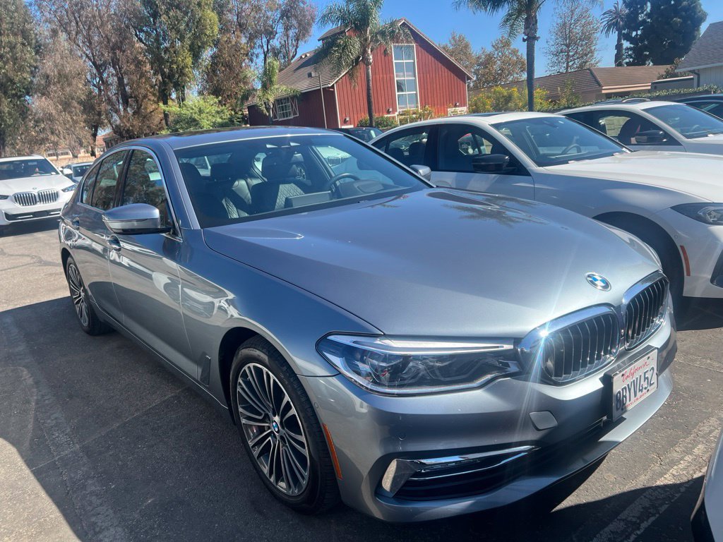 Used 2018 BMW 540i RWD image 2