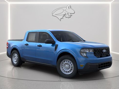 New 2026 Ford Maverick XL image 7