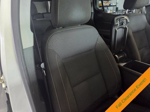Used 2023 GMC Acadia SLE w/ Driver Convenience Package FWD image 14