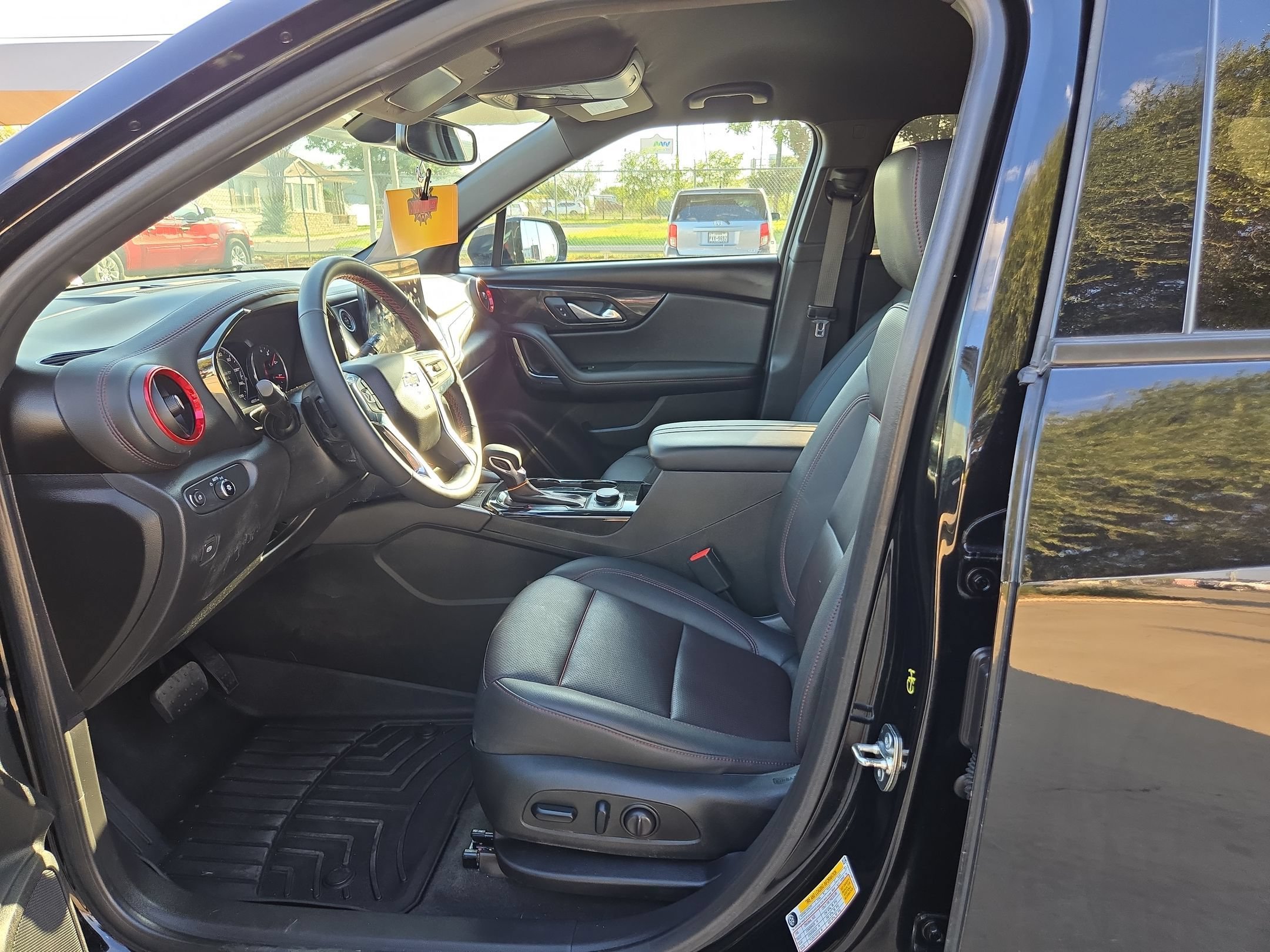 Certified 2023 Chevrolet Blazer RS FWD image 9