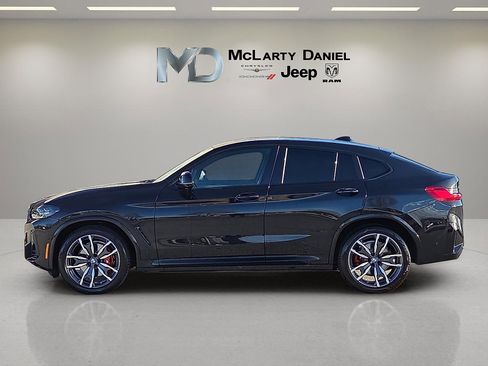 Used 2022 BMW X4 M40i image 3