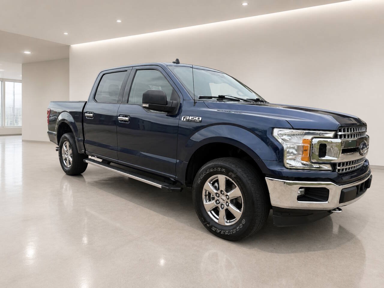 Used 2019 Ford F150 XLT w/ Equipment Group 302A Luxury AWD/4WD image 7