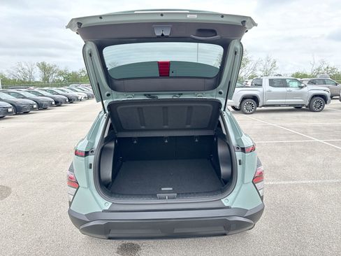 Used 2025 Hyundai Kona SEL FWD image 19