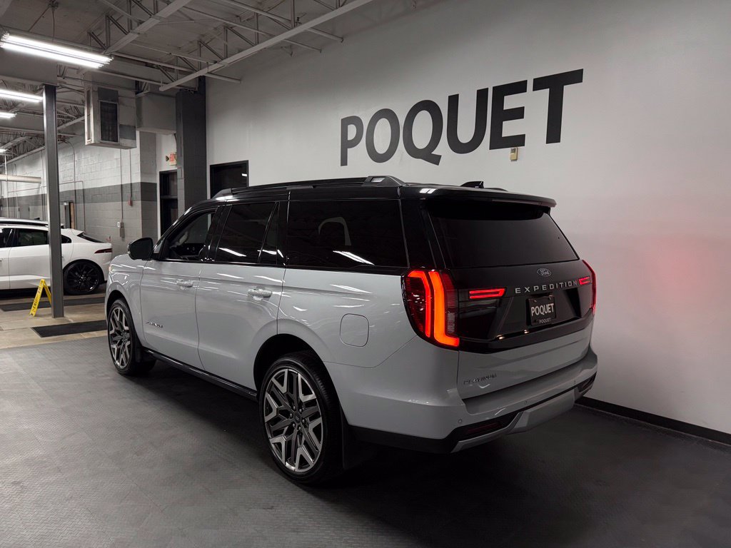 Used 2025 Ford Expedition Platinum w/ Platinum Ultimate Package AWD/4WD image 6