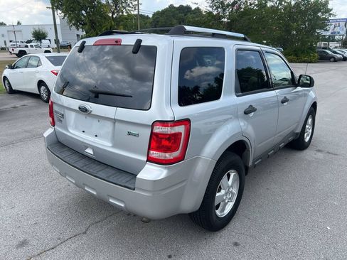 Used 2010 Ford Escape XLT AWD/4WD image 5
