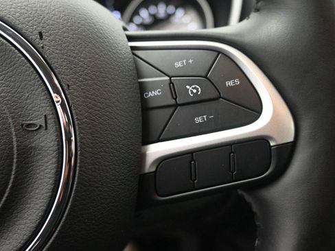 Used 2019 Jeep Compass Altitude image 19