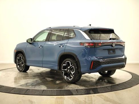 New 2026 Volkswagen Tiguan SEL R-Line image 5