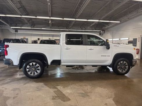 New 2026 Chevrolet Silverado 2500 LT AWD/4WD image 7