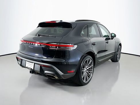 Certified 2024 Porsche Macan AWD/4WD image 9