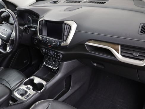 Used 2019 GMC Terrain Denali w/ Advanced Safety Package image 22