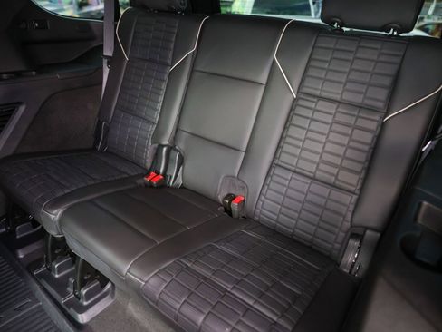 Certified 2024 Cadillac Escalade Sport Platinum image 28