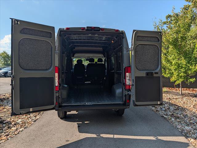 Used 2025 RAM ProMaster 2500 FWD image 18