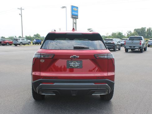 New 2026 Chevrolet Equinox ACTIV AWD/4WD image 8