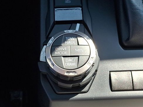 Used 2025 Toyota Tacoma TRD Off-Road image 26