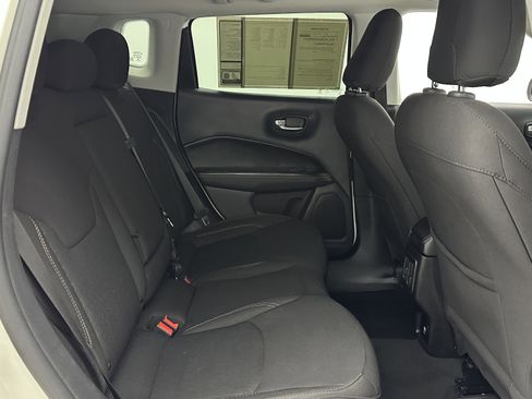 Used 2020 Jeep Compass Sport image 29