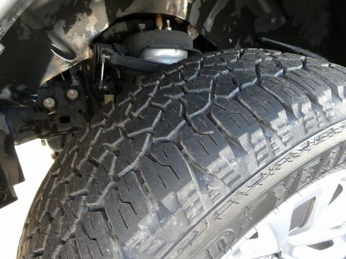 Used 2022 RAM 1500 Limited image 17