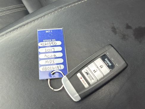 Used 2017 Acura MDX SH-AWD w/ Advance Package image 23