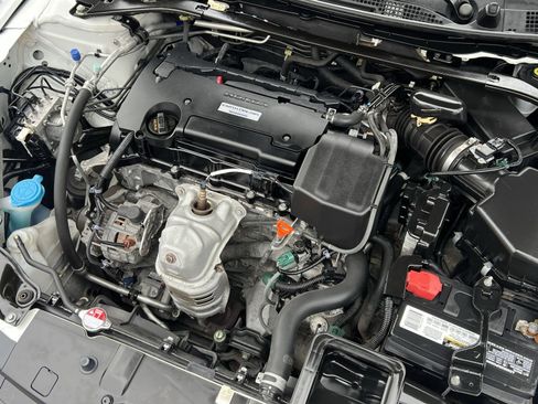 Used 2017 Honda Accord Sport image 26