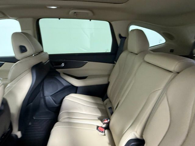 Used 2022 Acura MDX w/ Advance Package AWD/4WD image 40