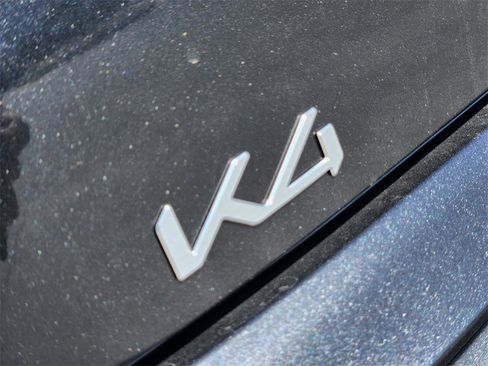 New 2026 Kia K4 LXS image 8
