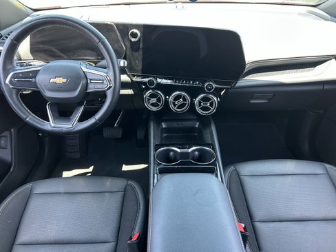 Used 2024 Chevrolet Blazer EV LT AWD/4WD image 16