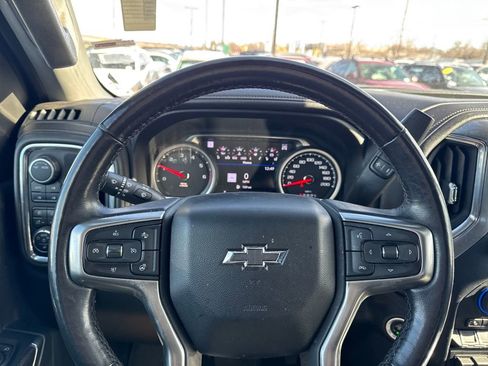 Used 2022 Chevrolet Silverado 2500 LTZ w/ LTZ Plus Package image 39