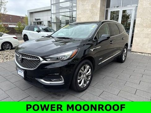 Used 2020 Buick Enclave Avenir w/ Avenir Technology Package AWD/4WD image 3