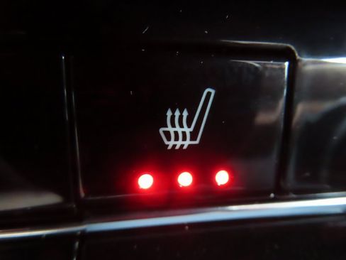 New 2026 Chevrolet Equinox LT w/ LPO, Floor Liner Package image 9