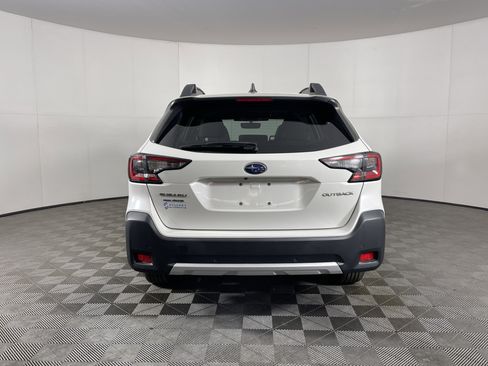 Used 2023 Subaru Outback Limited image 4