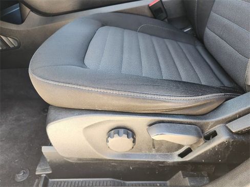 Used 2022 Ford Edge SE w/ Black Appearance Package image 30