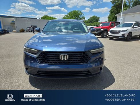 Used 2024 Honda Accord EX image 4