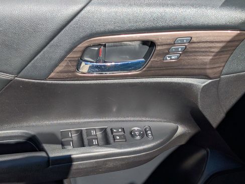 Used 2016 Honda Accord EX-L image 17