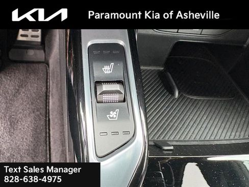 Used 2025 Kia Sorento SX Prestige image 17