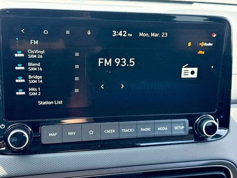 Used 2023 Hyundai Kona SEL w/ Convenience Package image 15