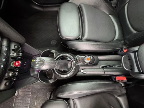 Used 2016 MINI Cooper 2-Door Hardtop image 23